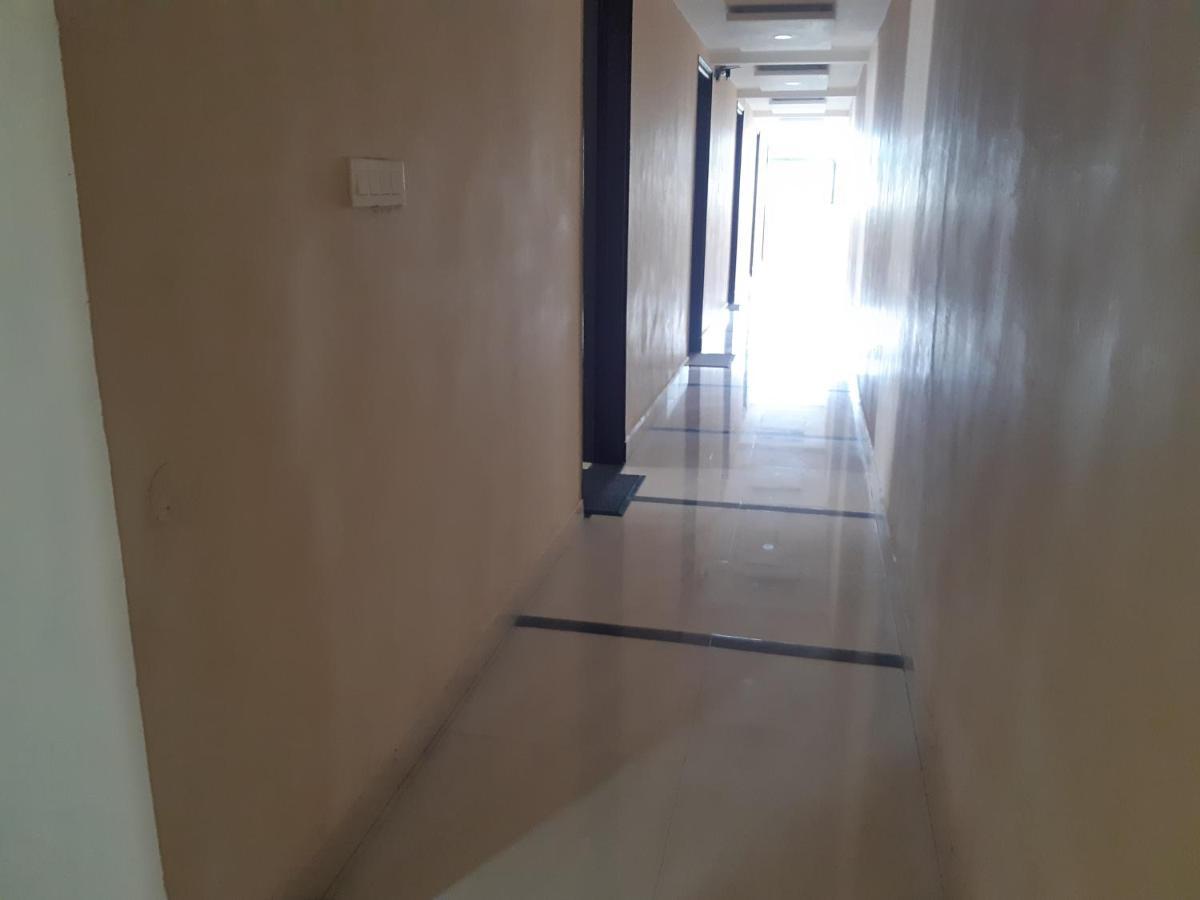 Cnr Residency Hotel Madanapalle Exterior photo